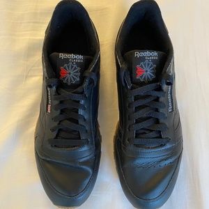Reebok Classic Leather sneakers size 11 black gum
